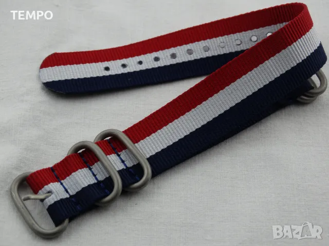 КАИШКА ZULU- ЧЕРВЕН / БЯЛ / СИН -18мм + ПОДАРЪК, снимка 9 - Каишки за часовници - 48202617