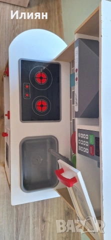 Детска дървена кухня, снимка 2 - Играчки за стая - 53287525