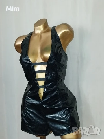 Finesse NOIR Черен къс гащеризон от лак / винил /, снимка 2 - Гащеризони - 51199126