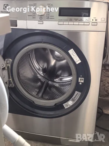 професионална пералня ELEKTROLUX  W170V, снимка 2 - Перални - 50418556