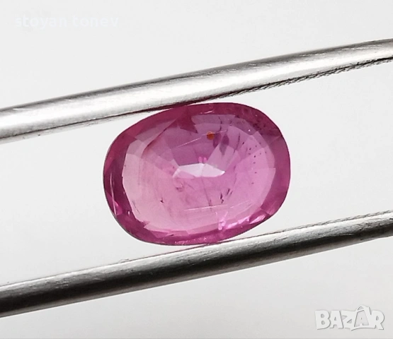 Красив ярко-розов сапфир 2,60 карата с отличен цвят и блясък! Сертификат!, снимка 6 - Други - 54153620