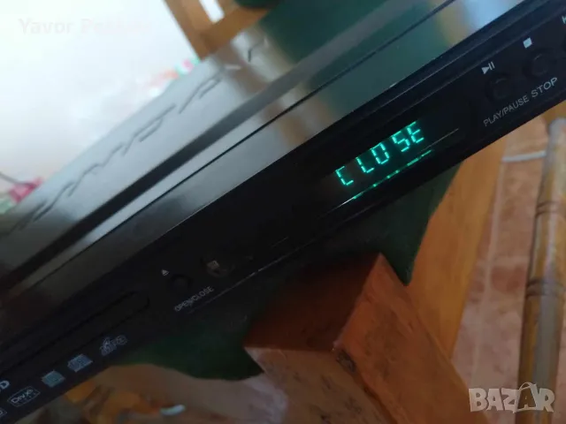 DVD Player Hyundai DV 7000 Black Edition , снимка 2 - Плейъри, домашно кино, прожектори - 48504496