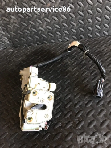 Заключващ механизъм за предна лява врата за Nissan Primera P11 (1998-2002) B1669