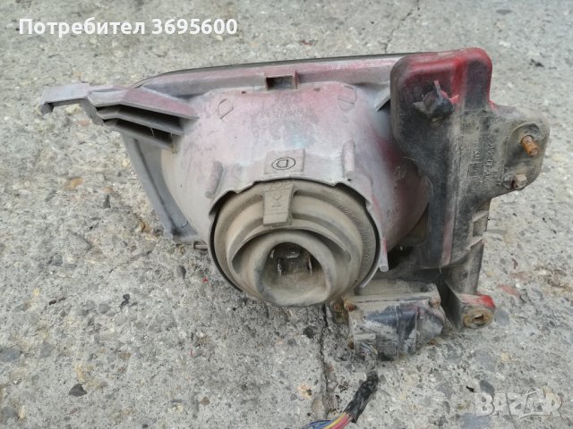 Десен фар Nissan Navara Нисан Навара ( фарове ), снимка 2 - Части - 42150990