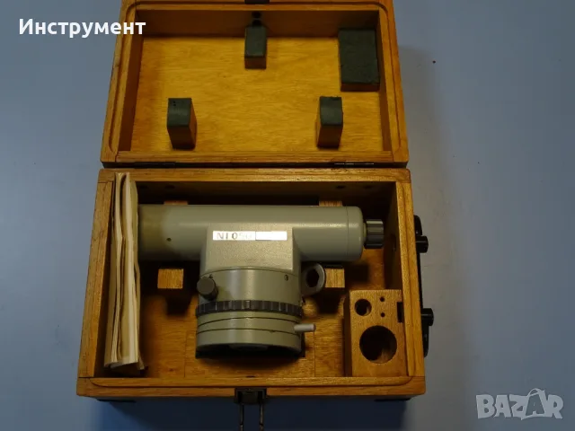 Компенсаторен оптичен нивелир Carl Zeiss Jena NI 050 DDR
