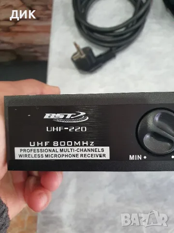 B52 UHF-220 – безжични микрофони, снимка 3 - Микрофони - 56111882