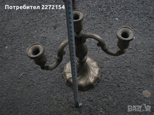 Масивен свещник, снимка 2 - Антикварни и старинни предмети - 31780124