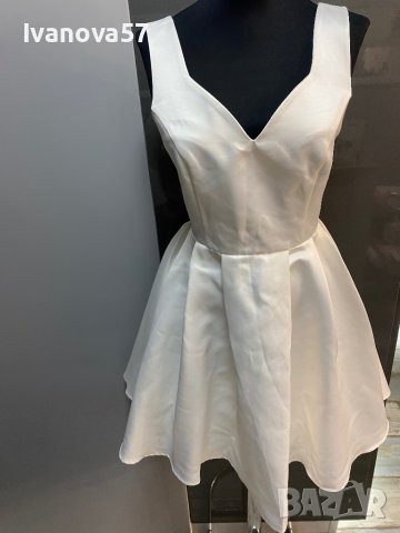 Елегантна Бяла рокля, снимка 4 - Рокли - 38652352