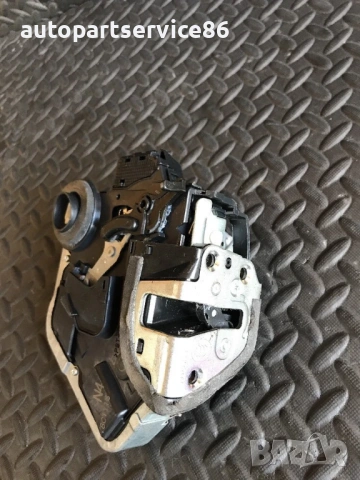 Механизъм за заключване задна лява врата за Toyota Avensis (2009-2013) A046693