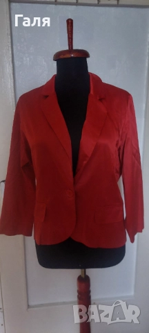 Червено сатанено болеро, къси черни ръкави плюш и късо червено сако размер Л по 10лв, снимка 13 - Сака - 52276290