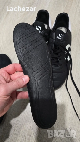 футболни обувки за трева Sondico 41.5, снимка 6 - Футбол - 52417338