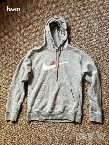 Горница Nike, снимка 2 - Суичъри - 50808042