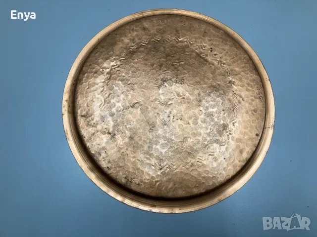 Меден поднос, с посвещение от 1982 г., снимка 2 - Антикварни и старинни предмети - 49685396