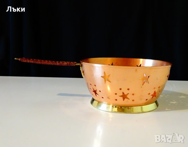 Медна бонбониера,свещник с дръжка и ажур. , снимка 4 - Антикварни и старинни предмети - 29643146