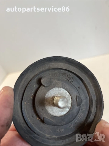 Магнит за задна врата за Mercedes Sprinter W906 (2006-2012) A9067601228, снимка 2 - Части - 54206410