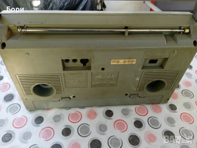 TOSHIBA RT-70S Радиокасетофон, снимка 5 - Радиокасетофони, транзистори - 38089724