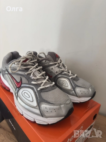 Маратонки 40р -25€ оригенал , снимка 4 - Маратонки - 55972609