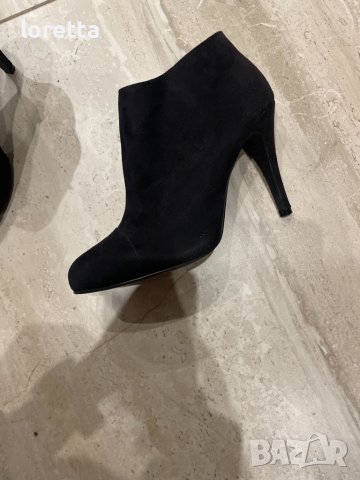 Велурени боти Benetton , снимка 4 - Дамски боти - 42552452