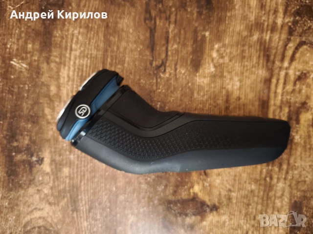 Самобръсначка Philips S3244/12, снимка 2 - Електрически самобръсначки - 51308819