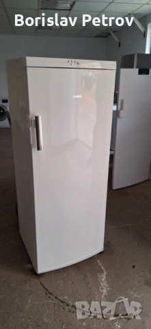 Фризер Аег Нофрост А++