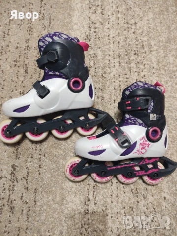 Детски ролери Decathlon/Декатлон размер 30-32 ,комплект, снимка 4 - Ролери, кънки - 50703576