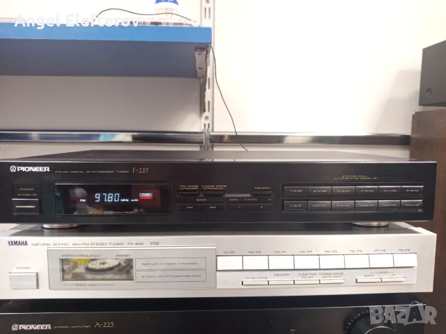 Pioneer F-227  tuner