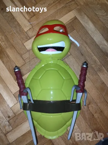 Комплект коруба с оръжия и маска на костенурка нинджа Рафаело