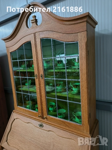 Дъбово писалище с надстройка с оловен витраж , снимка 2 - Шкафове - 52724858