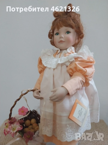 Колекционерска порцеланова кукла Праскови и крем Ashton Drake нова