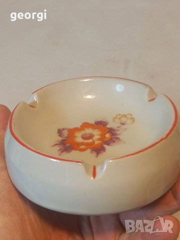 Български порцеланов пепелник    16/3, снимка 2 - Други ценни предмети - 39823363