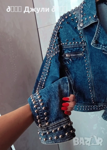 Ефектно яке от деним с камъни и капси, снимка 8 - Якета - 54031209