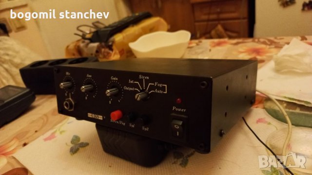 Усилвател 30 W захр. 12/24/ волта, снимка 2 - Ресийвъри, усилватели, смесителни пултове - 35628137