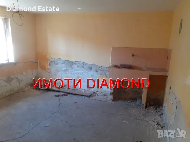 Двуетажна къща в село Медникарово обл. Стара Загора, снимка 12 - Къщи - 47716964