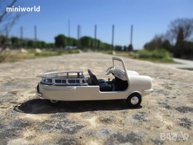 Bambi Sporty 1962 - мащаб 1:43 на Salvat моделът е нов в блистер, снимка 4 - Колекции - 45865407