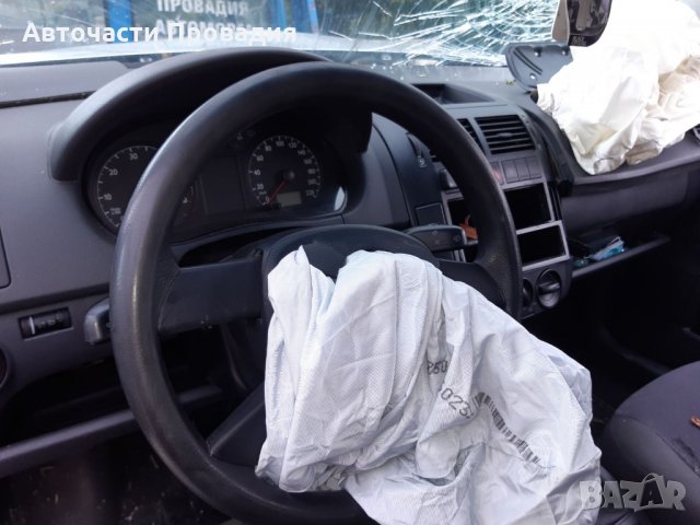 Фолксваген Поло 1,2 i, 2004 г на части, снимка 4 - Автомобили и джипове - 34061253