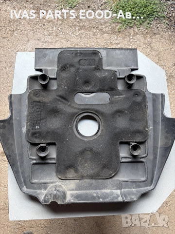 Кора над мотора за Vw Phaeton V10/5.0TDI, снимка 2 - Части - 55803012