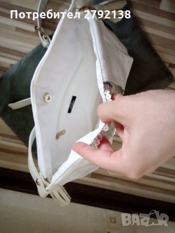 Дамска чанта, снимка 4 - Чанти - 29896780