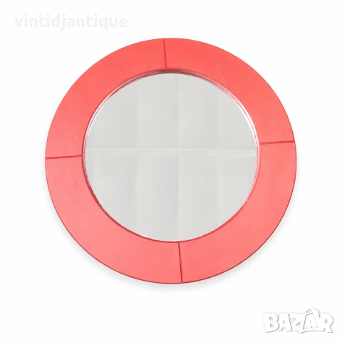 Кръгло огледало за стена в червен цвят