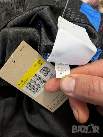 лимитирана серия футболна фланелка  - FC Barcelona и Travis Scott – Ламин Ямал номер 19. размер S, снимка 6 - Футбол - 54031945