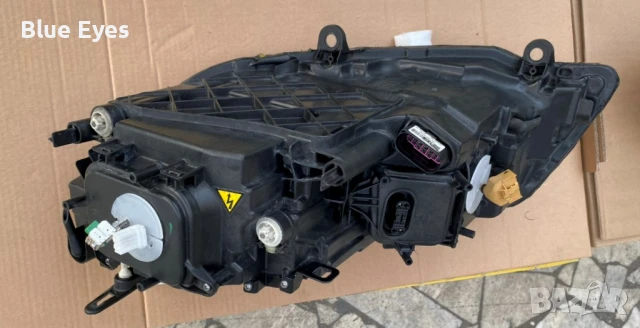 Оригинален фар HELLA за Фолкваген Туарег (VW Touareg) Facelift, снимка 3 - Части - 45698481