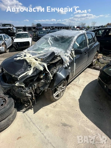 Мазда 3 2006г. 2.0 16V, снимка 2 - Автомобили и джипове - 54299800