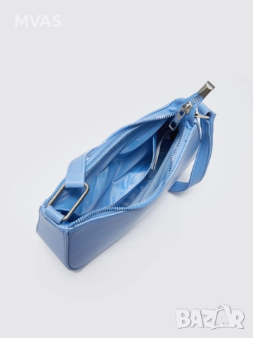 Нова дамска чанта за рамо багета светло синя, снимка 5 - Чанти - 49745099