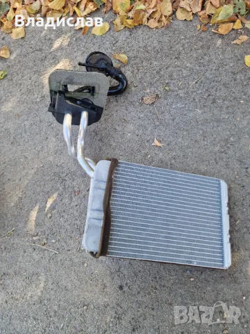 Радиатор на парното за Mercedes w203 C-Class 