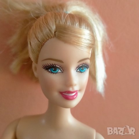 Колекционерска кукла Barbie Барби Mattel 308 3HF2, снимка 14 - Колекции - 44465135