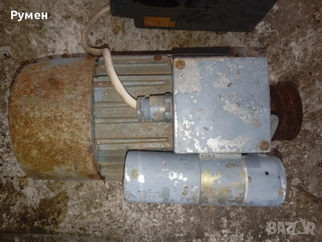 Монофазен електромотор електродвигател , ел. 220в , български, снимка 5 - Електродвигатели - 50627335