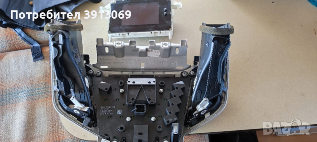 Продавам оригинално управление с въздуховоди +дисплей за Форд Фиеста 2011г , снимка 3 - Аксесоари и консумативи - 54156262