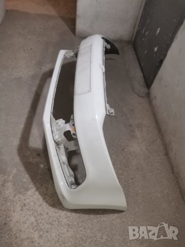 Предна броня за Фолксваген Поло 2015 г 6C, снимка 2 - Части - 35380852