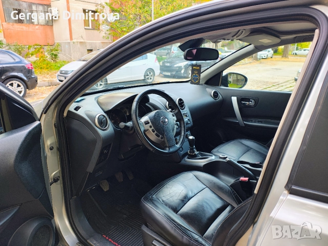 Продавам Нисан Кашкай, снимка 6 - Автомобили и джипове - 52428221