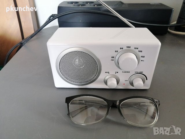 FM радиоприемник TCM, снимка 2 - Радиокасетофони, транзистори - 34548069