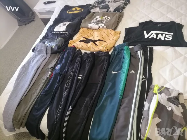 Детски лот. Nike, The Nort Face, Vans, Adidas , снимка 3 - Детски анцузи и суичери - 55872884
